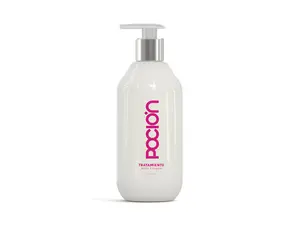 TRATAMIENTO CAPILAR REPARADOR LA POCION*440ML